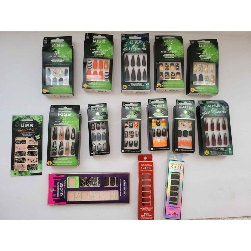 Kiss Halloween Artificial Nails Assorted $ 6 Each